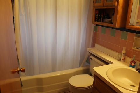 429 Kitty Ln, Cincinnati, OH 45238 photo 8