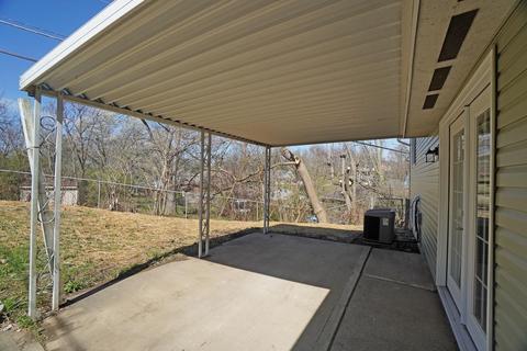 945 Beechmeadow Ln, Cincinnati, OH 45238 photo 19