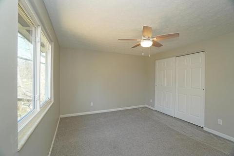 945 Beechmeadow Ln, Cincinnati, OH 45238 photo 7