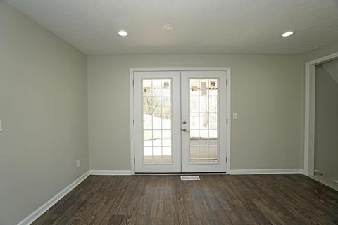 945 Beechmeadow Ln, Cincinnati, OH 45238 photo 6