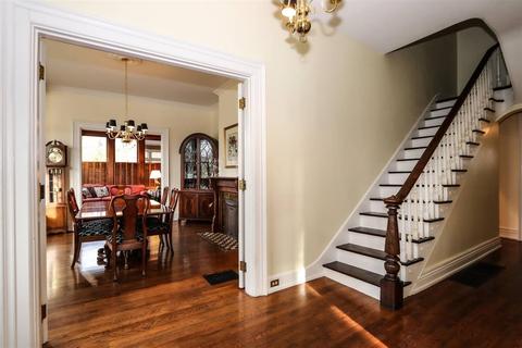 266 Elm Ave, Wyoming, OH 45215 photo 4