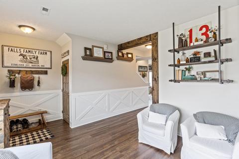 9448 Tebbs Ct, Harrison, OH 45030 photo 3