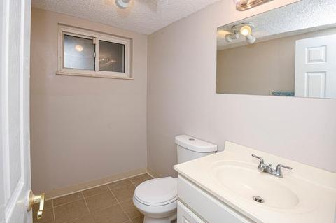 11949 Wincanton Dr, Cincinnati, OH 45231 photo 8