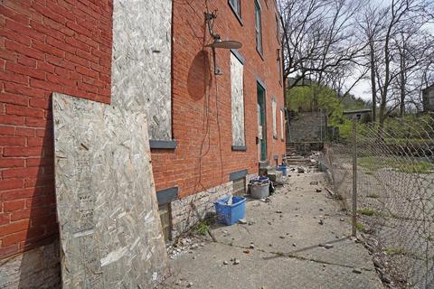 2108 Loth St, Cincinnati, OH 45202 photo 16