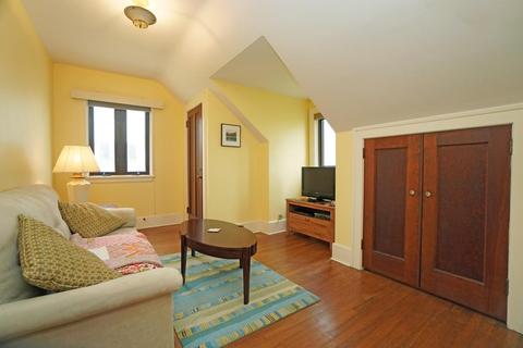 848 Dunore Rd, Cincinnati, OH 45220 photo 21