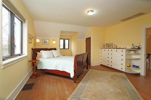 848 Dunore Rd, Cincinnati, OH 45220 photo 19