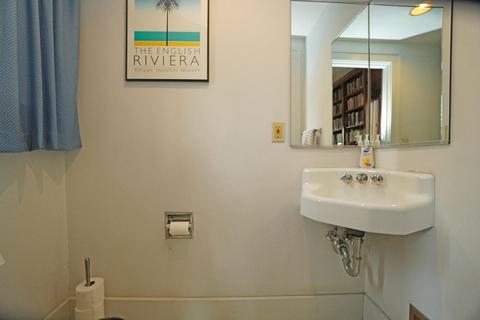 848 Dunore Rd, Cincinnati, OH 45220 photo 17