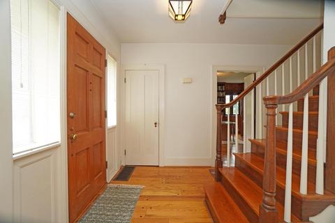848 Dunore Rd, Cincinnati, OH 45220 photo 4