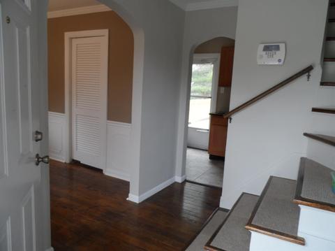 8809 Plainfield Rd, Cincinnati, OH 45236 photo 3