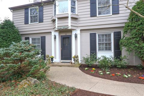 24 Elmhurst Pl, Cincinnati, OH 45208 photo 3