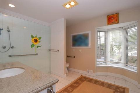 24 Elmhurst Pl, Cincinnati, OH 45208 photo 24