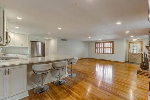 4465 Glendale Dr, Batavia, OH 45103 photo 4