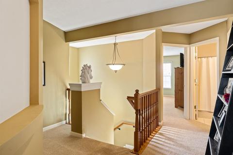 6660 Adena Cir, Hamilton Township, OH 45039 photo 21