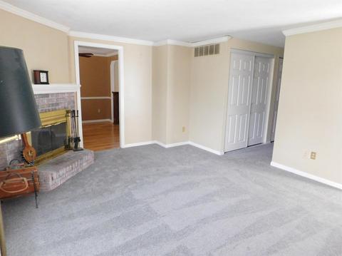 1358 Forester Dr, Cincinnati, OH 45240 photo 4