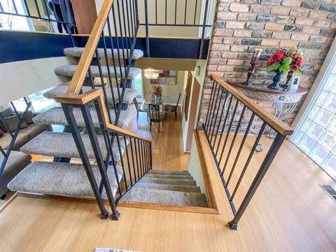 501 Riddle Rd, Cincinnati, OH 45231 photo 25
