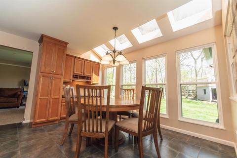 9554 Benchmark Ln, Blue Ash, OH 45242 photo 10