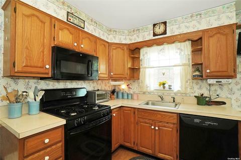 2482 Owlcrest Dr, Cincinnati, OH 45231 photo 21