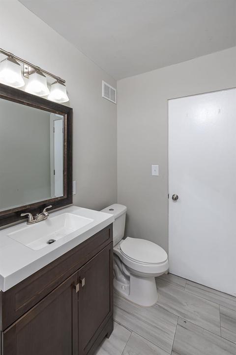 11 Bachman St, Greenhills, OH 45218 photo 19