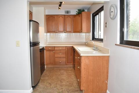 1010 Hempstead Dr, Cincinnati, OH 45231 photo 12