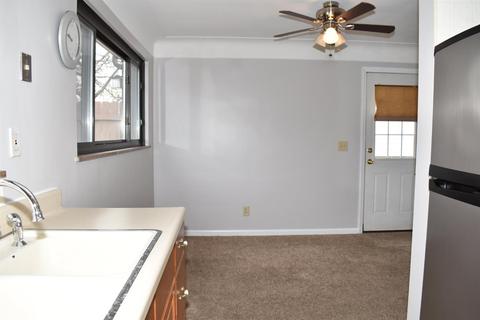 1010 Hempstead Dr, Cincinnati, OH 45231 photo 10