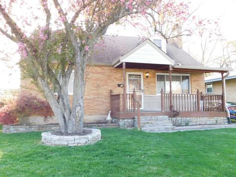 9365 Jericho Dr, Cincinnati, OH 45231 photo 2