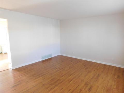 9365 Jericho Dr, Cincinnati, OH 45231 photo 6
