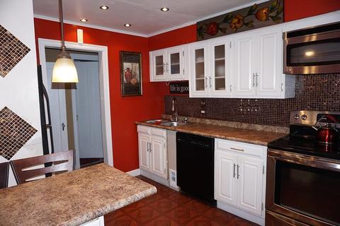 1651 Atson Ln, Cincinnati, OH 45205 photo 9