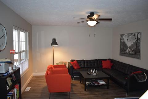 4335 Plainville Rd, Cincinnati, OH 45227 photo 2