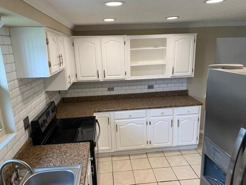 4303 Cider Mill Dr, Cincinnati, OH 45245 photo 9