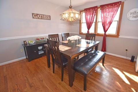 451 Stonehearst Ln, Cincinnati, OH 45231 photo 4