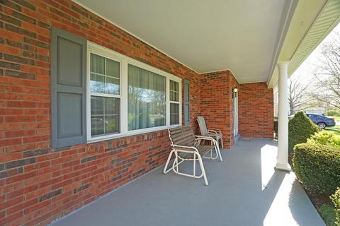 8544 Summitridge Dr, Cincinnati, OH 45255 photo 4