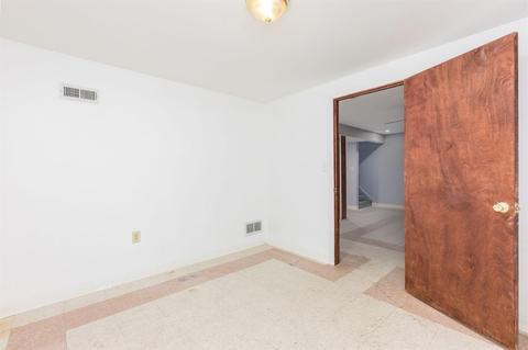 8563 Comet Ct, Cincinnati, OH 45231 photo 19