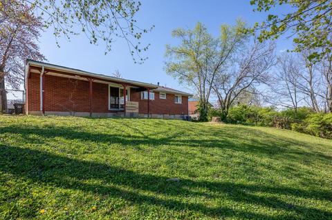 8563 Comet Ct, Cincinnati, OH 45231 photo 2