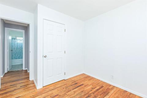 8563 Comet Ct, Cincinnati, OH 45231 photo 16