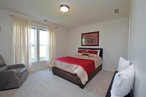 949 Lost Xing, Cincinnati, OH 45231 photo 25