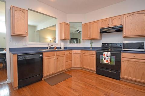 949 Lost Xing, Cincinnati, OH 45231 photo 7