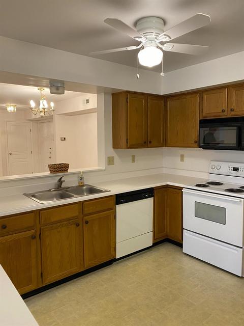 496 Mapleleaf Dr #A, Cincinnati, OH 45255 photo 9