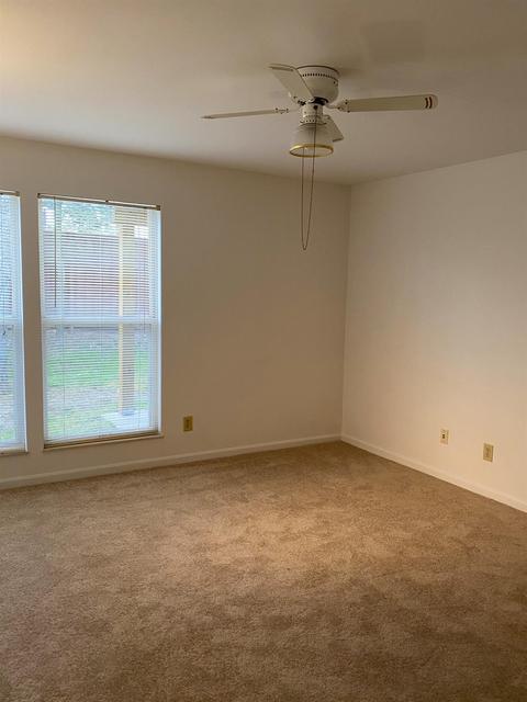 496 Mapleleaf Dr #A, Cincinnati, OH 45255 photo 13