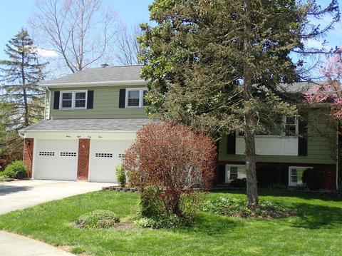 2843 Hocking Dr, Cincinnati, OH 45233 photo 1