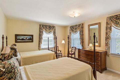 1366 Custer St, Cincinnati, OH 45208 photo 23