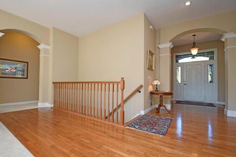 2644 Stonehaven Dr, Cincinnati, OH 45245 photo 6
