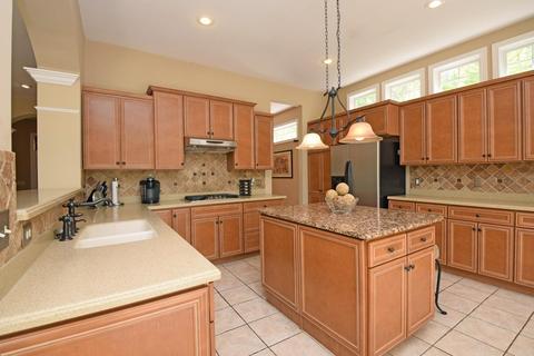 2644 Stonehaven Dr, Cincinnati, OH 45245 photo 15