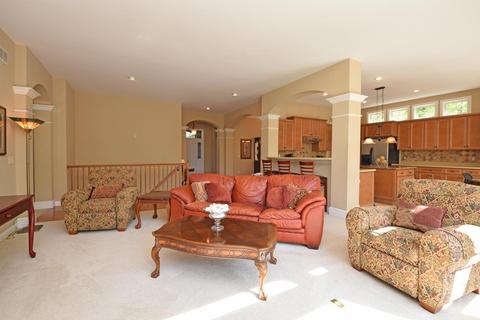2644 Stonehaven Dr, Cincinnati, OH 45245 photo 12