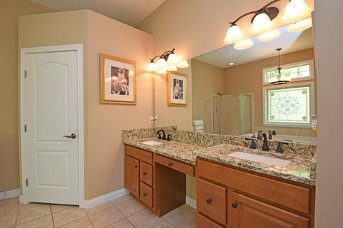 2644 Stonehaven Dr, Cincinnati, OH 45245 photo 22