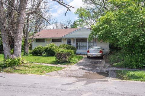 8822 Desoto Dr, Cincinnati, OH 45231 photo 2
