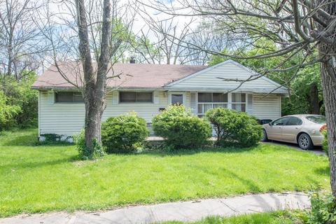 8822 Desoto Dr, Cincinnati, OH 45231 photo 1