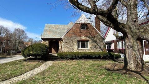 5021 Paddock Rd, Cincinnati, OH 45237 photo 1