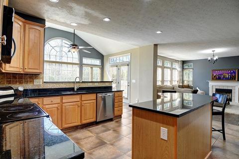 6152 Bugle Ct, Mason, OH 45040 photo 10