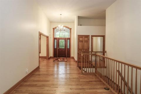 5318 Ridgevale Ct, Hamilton Township, OH 45039 photo 4