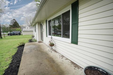 100 Pomerene Ave, Morrow, OH 45152 photo 3